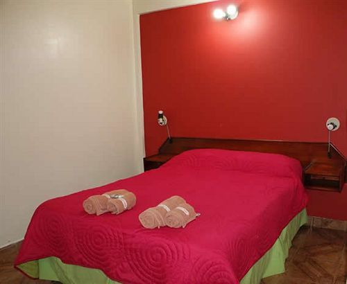 Residencial Noelia Hostel 푸에르토이과수 외부 사진