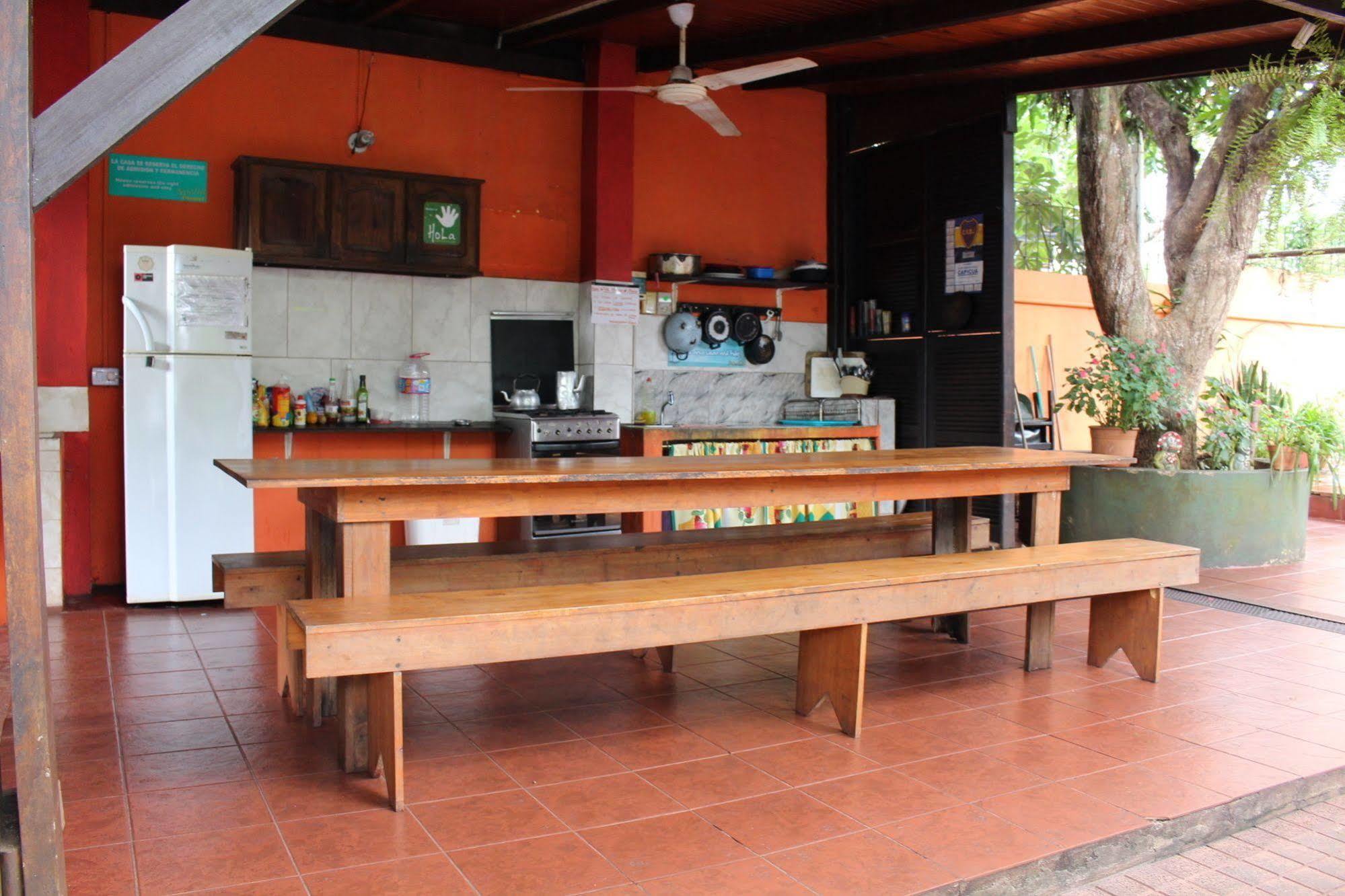 Residencial Noelia Hostel 푸에르토이과수 외부 사진