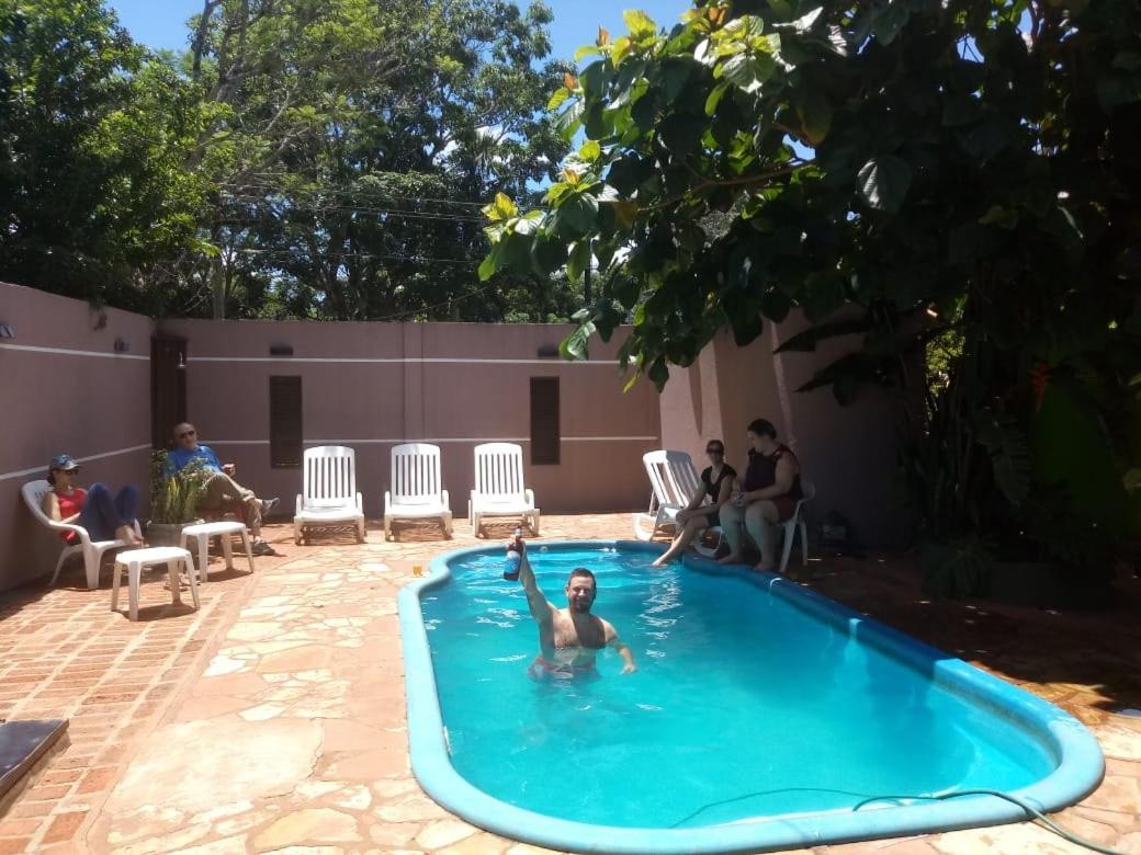 Residencial Noelia Hostel 푸에르토이과수 외부 사진