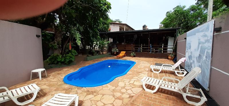 Residencial Noelia Hostel 푸에르토이과수 외부 사진