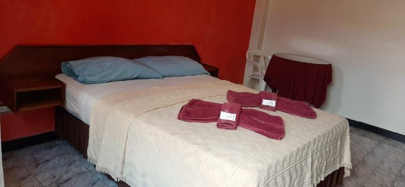 Residencial Noelia Hostel 푸에르토이과수 외부 사진
